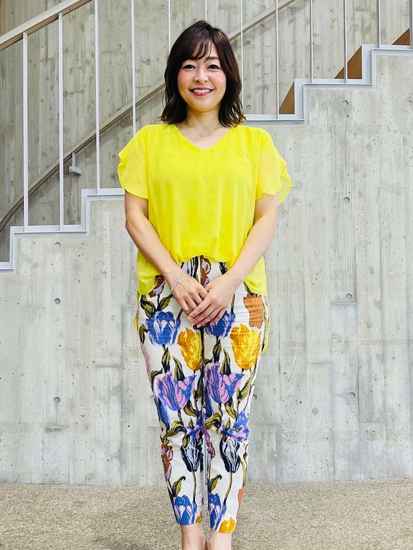 tys テレビ山口 - 2023.7.8の衣装