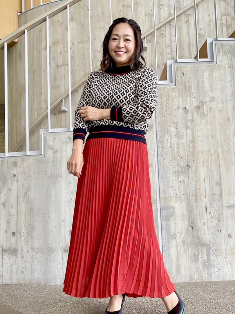 tys テレビ山口 - 2024.11.23の衣装